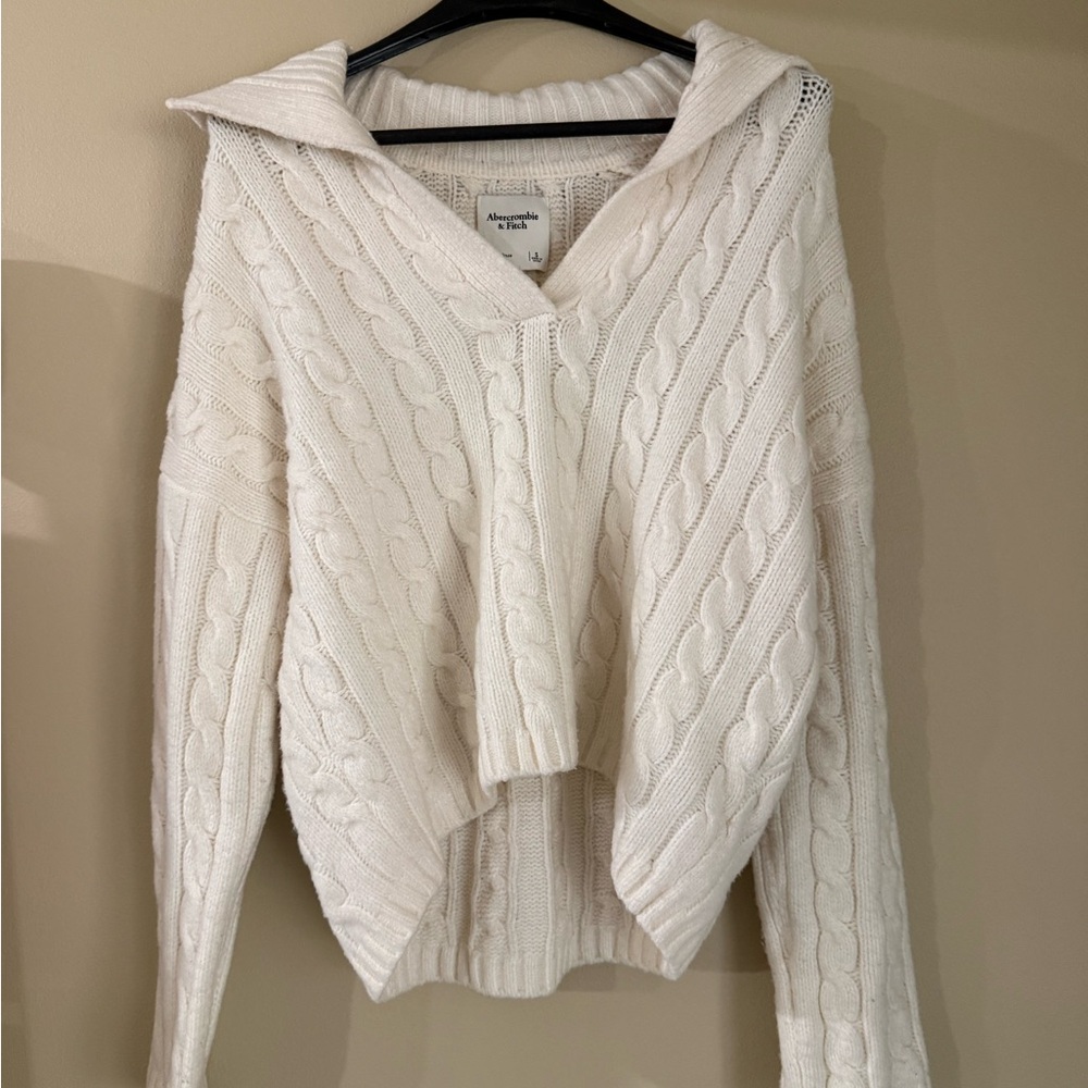 Abercrombie & Fitch Cream Cable-Knit V-Neck Hooded Sweater